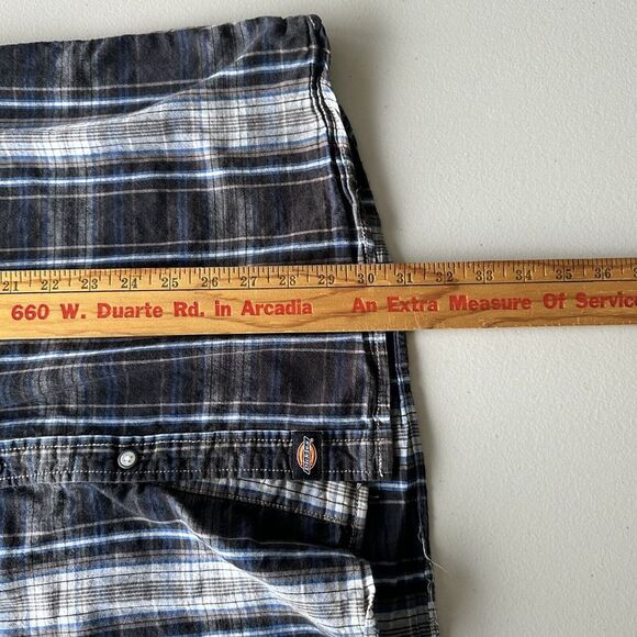 Dickies Shirt Men's Large XXL Blue Plaid Short Sleeve Pocket Button Workwear - Picture 9 of 10